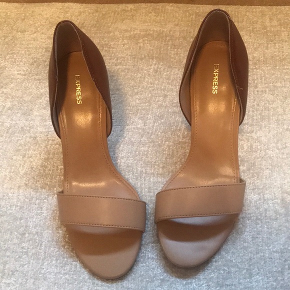 Express Colorblock Heels - Picture 2 of 7